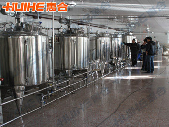 展示牛奶生產(chǎn)線_牛奶生產(chǎn)線設(shè)備廠家真實(shí)圖片